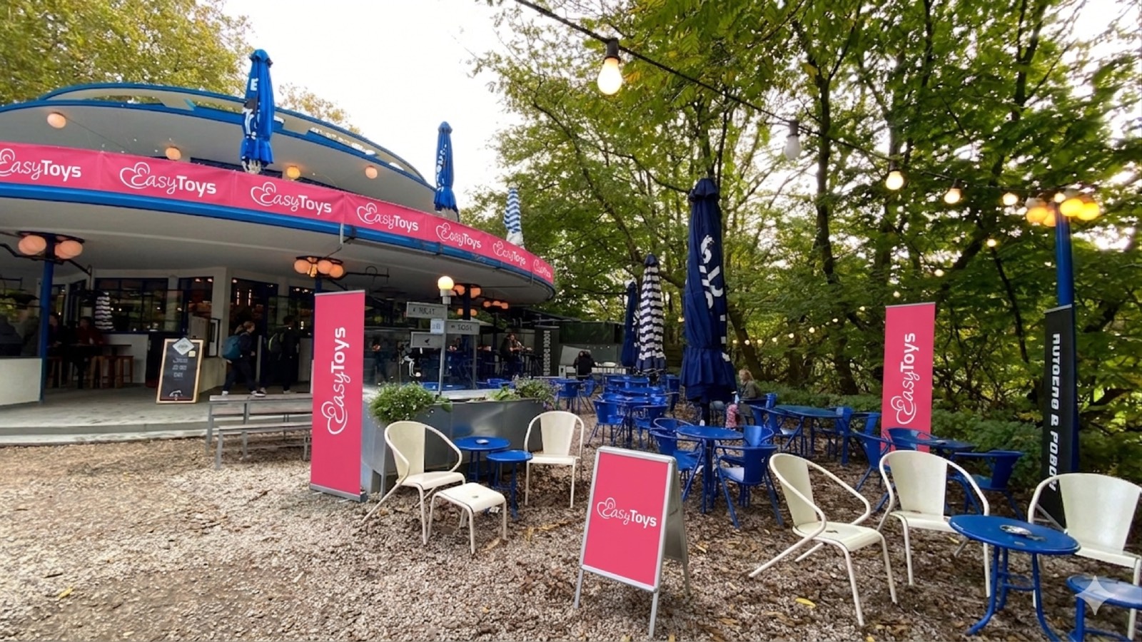 Blauwe Theehuis 2026 met EasyToys